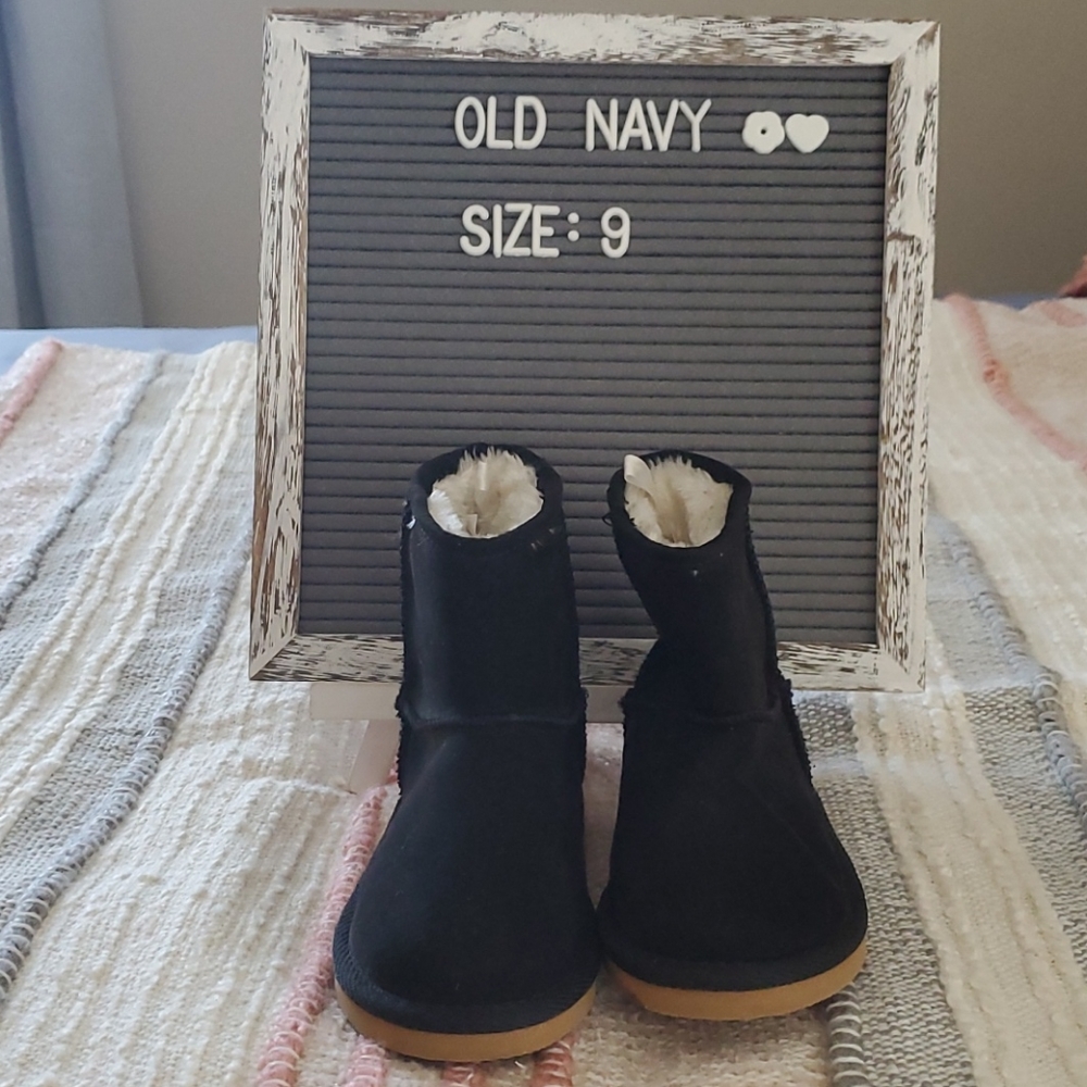 Girls faux fur boots